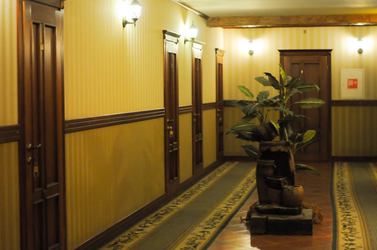 Novovolyns'k Don Kihot Hotel מראה חיצוני תמונה