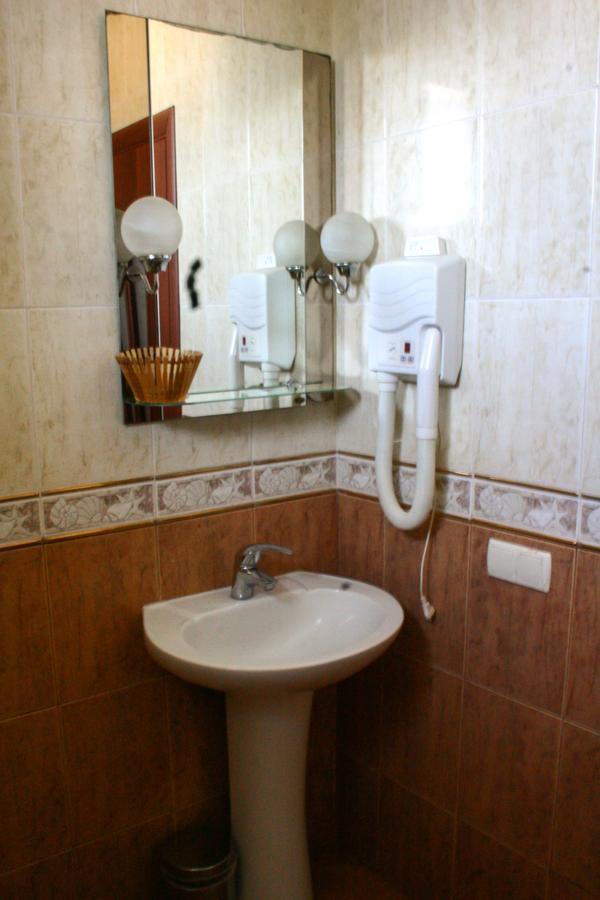 Novovolyns'k Don Kihot Hotel חדר תמונה